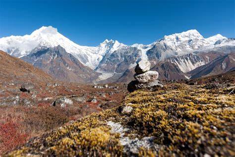 Mountain trail in Langtang region